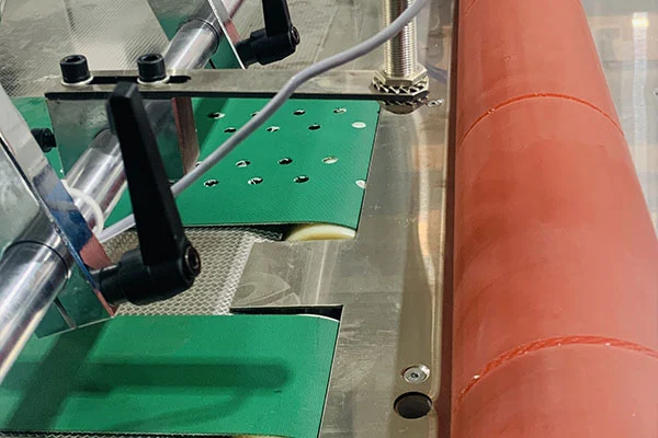 Intelligent Servo Disc Knife Laminating Machine